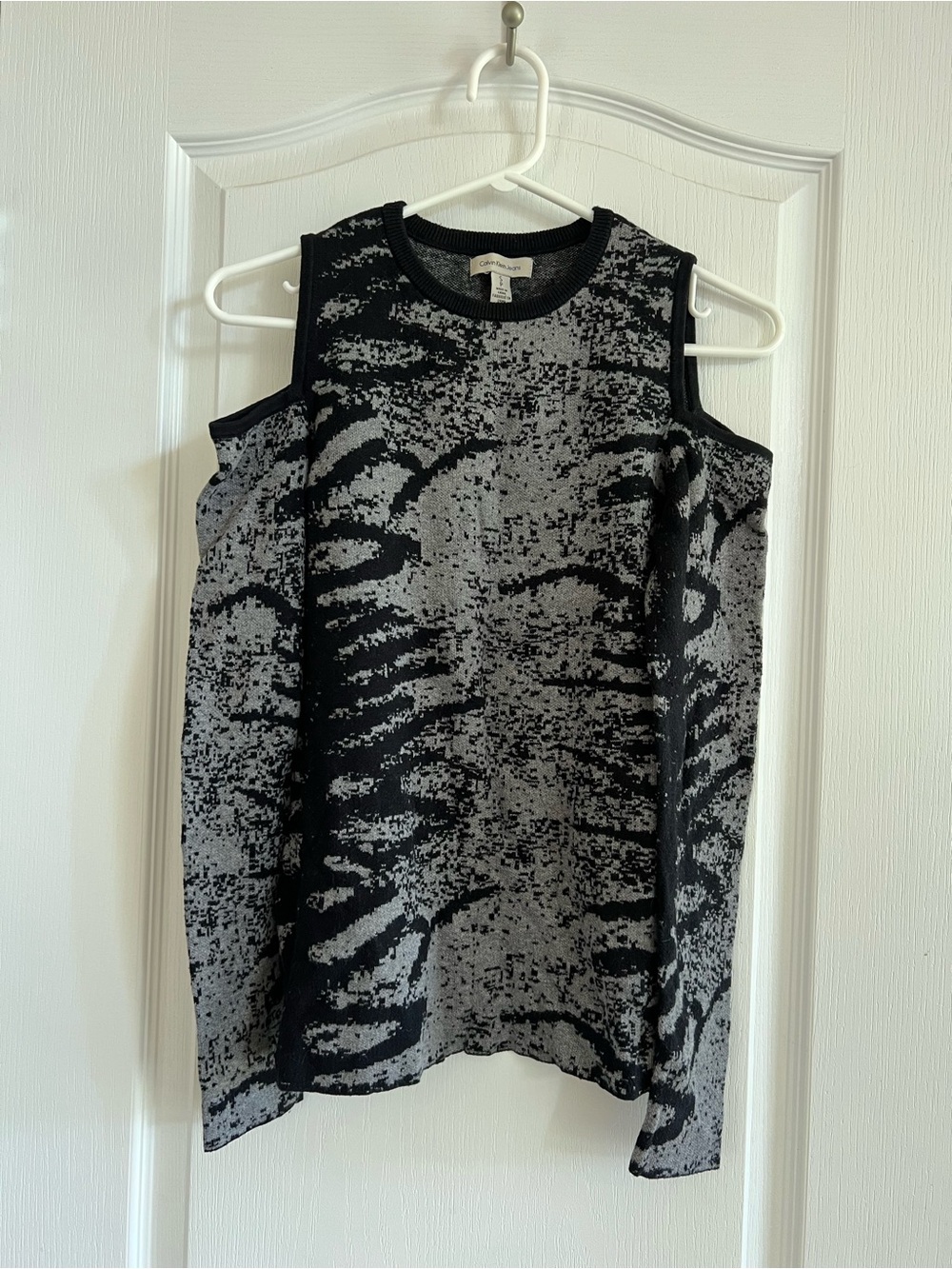 Calvin Klein Jeans Black and Gray Cold-Shoulder Tank Top
